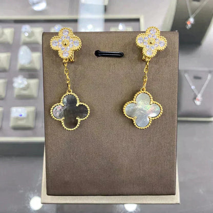 [Spark]CLOVER  2 MOTIFS  DIAMOND  EARRINGS (MULTIPLE CHOICESç´