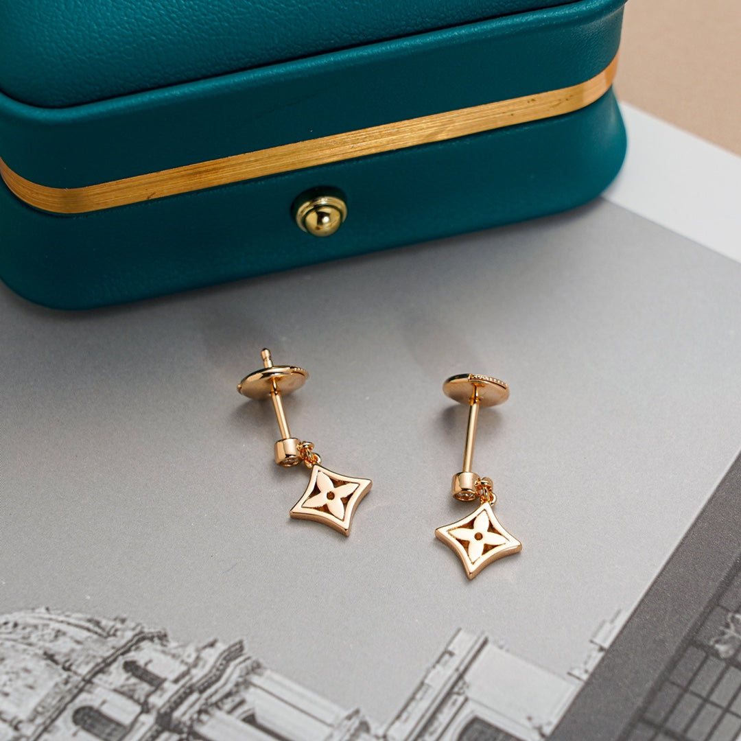 [Spark]STAR EARRINGS GOLD