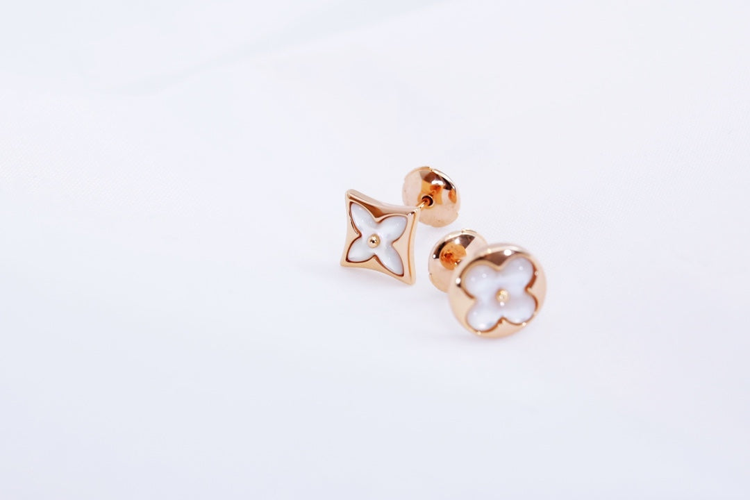 [Spark]STAR AND SUN PINK GOLD MOP STUD EARRINGS