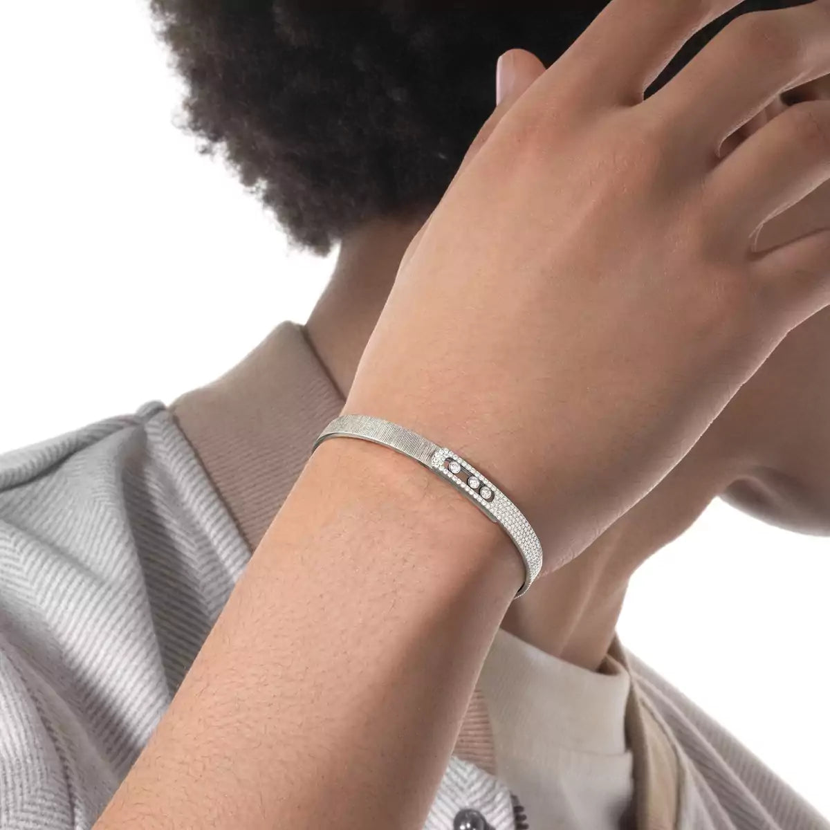 [Spark]Move Noa Ciselé half pavé bangle