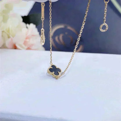 [Spark]CLOVER ONYX SINGLE FLOWER BRACELET